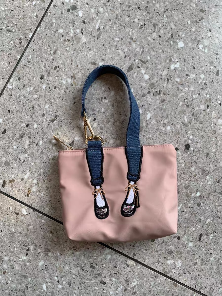 Fashion Embroidered Zero Walle - đánh giá và giá Embroidery Bag