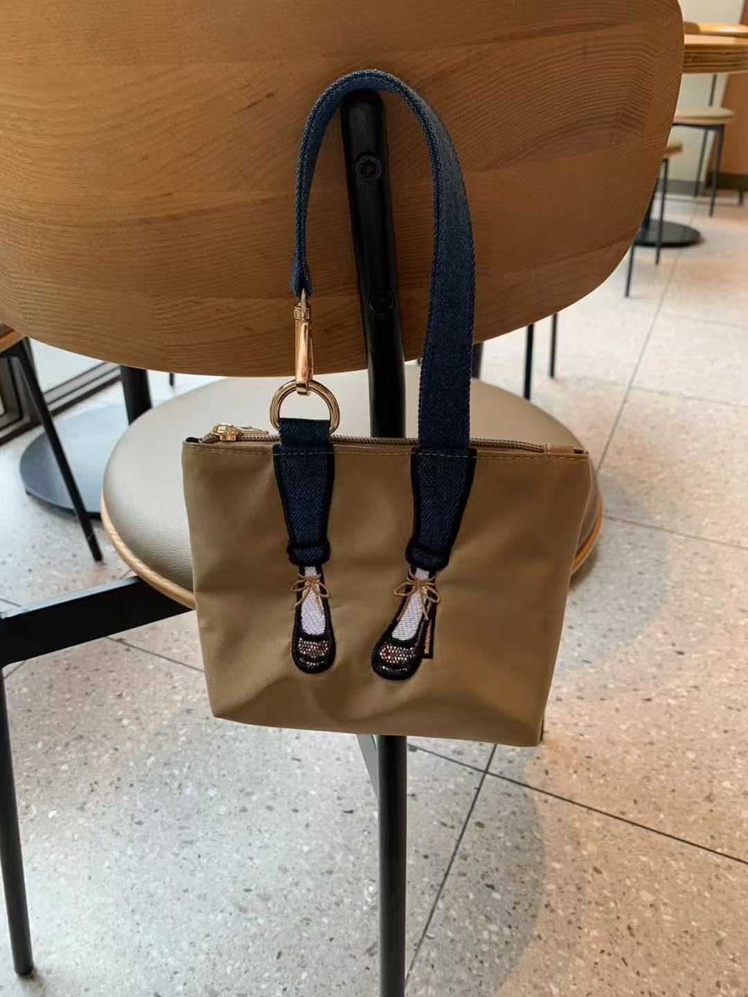 Fashion Embroidered Zero Walle - đánh giá và giá Embroidery Bag