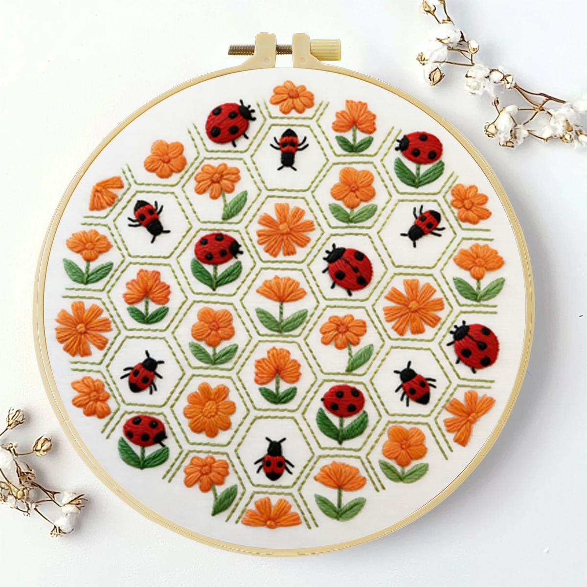 1pc 20X20CM/15X15CM 7.87/6.3in - đánh giá và giá Embroidery Lady Bug